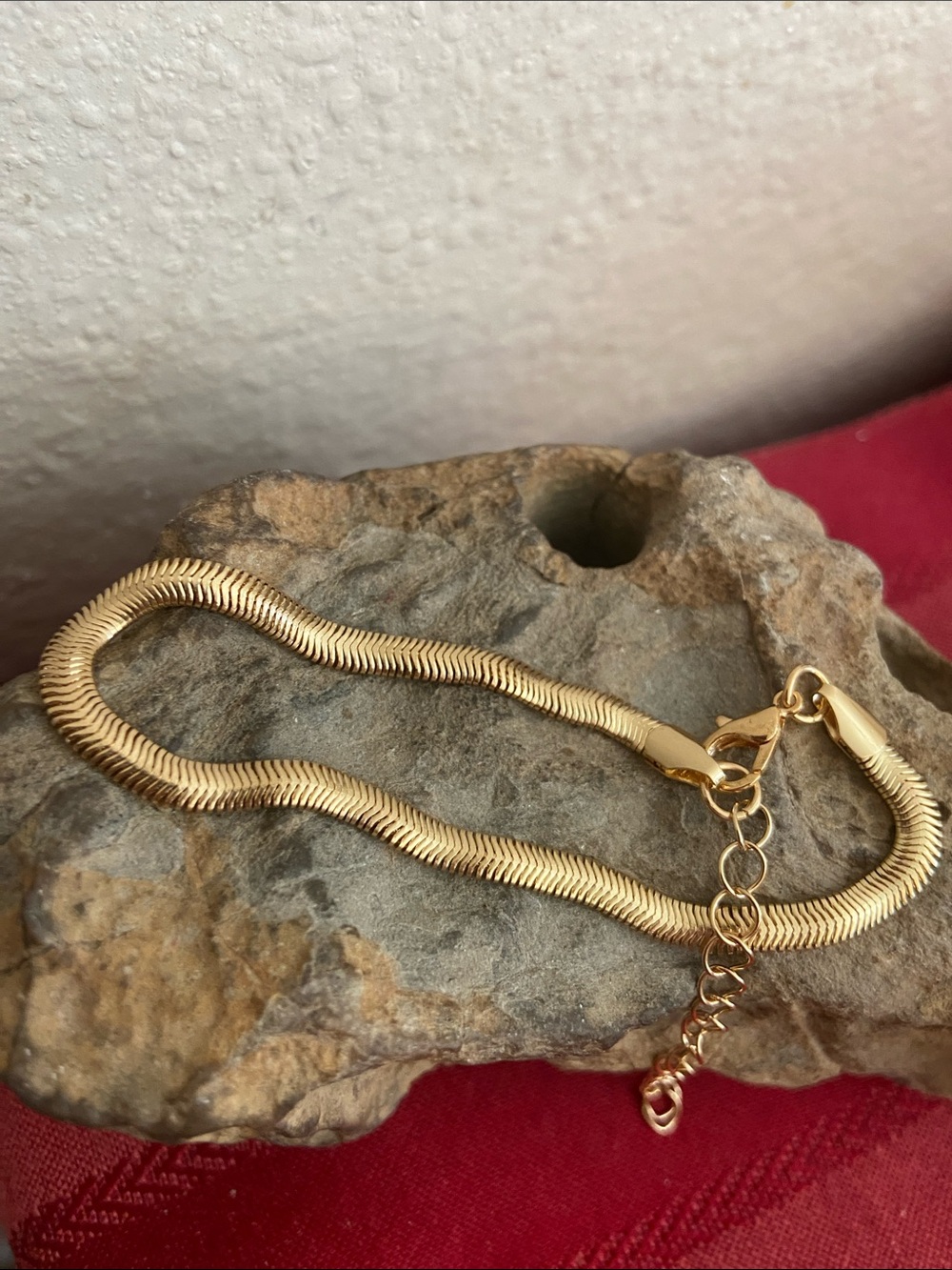 5/$10❤️❤️❤️NEW Gold Tone Zinc Alloy Herringbone Bracelet